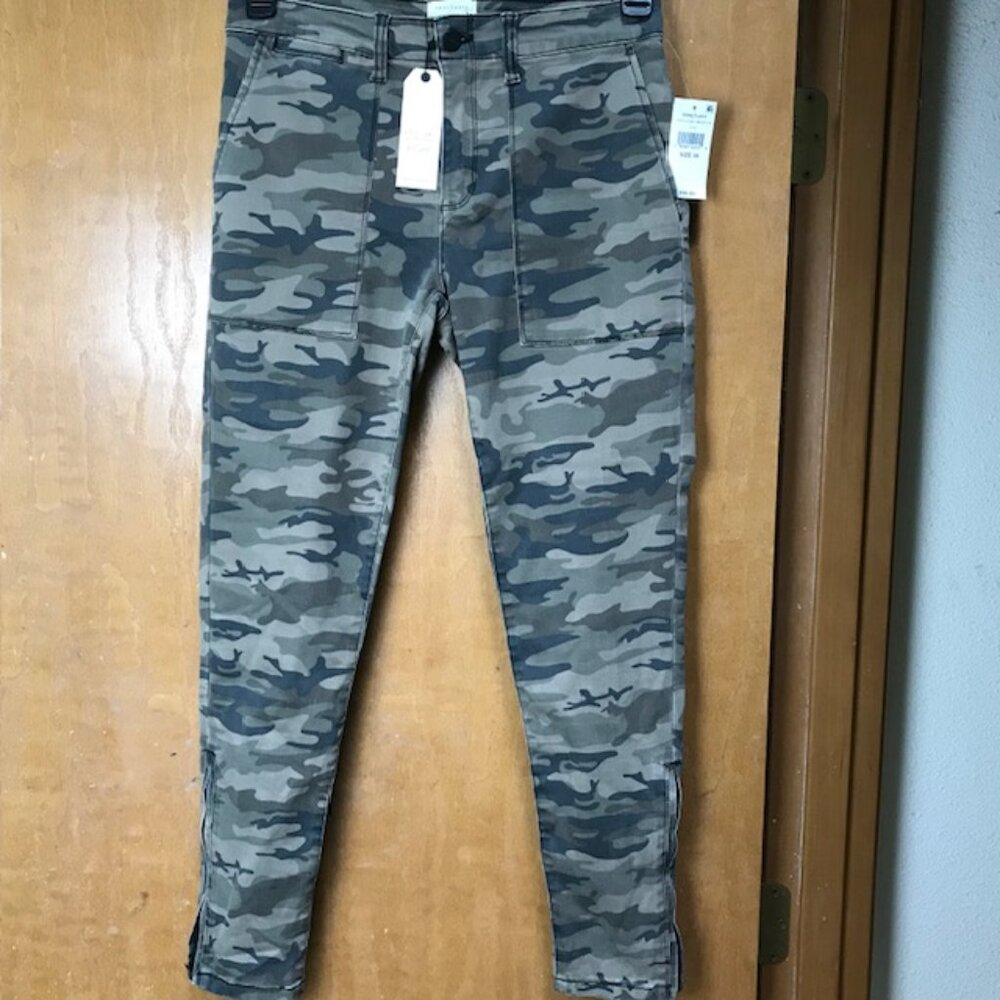 NEW Sanctuary Camo Skinny Jeans Pants Size 28